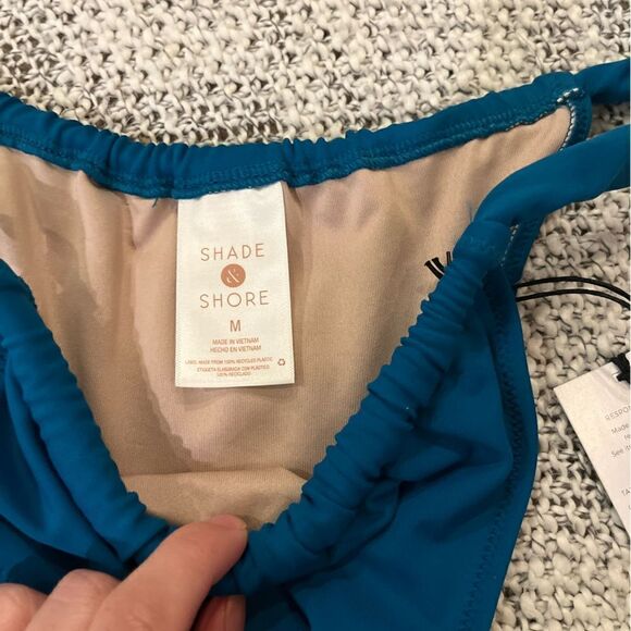 NWT Brazilian style shade and shore bikini bottoms - Picture 2 of 2